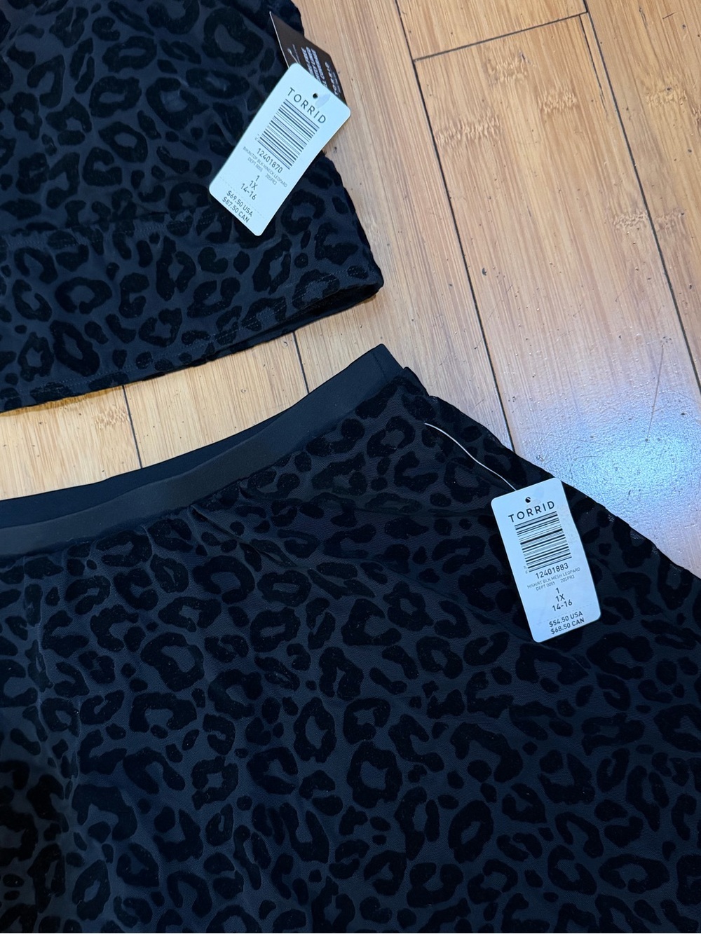 NWT Torrid Black Velvet Leopard Print Bikini Skater Skirt Set Size 1X - Picture 6 of 13